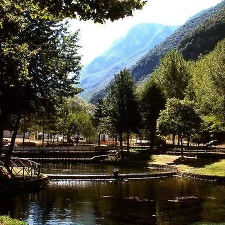La Di Valcasana Village de vacances *